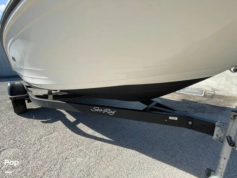 Slide: The Image of Sea Ray SPX 190 2022 - 16192714