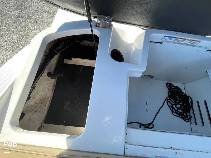 Slide: The Image of Sea Ray SPX 190 2022 - 16192732