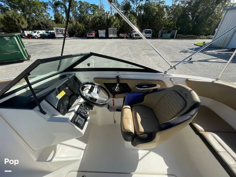 Slide: The Image of Sea Ray SPX 190 2022 - 16192741