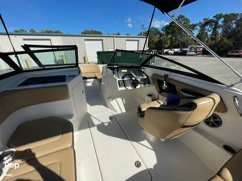 Slide: The Image of Sea Ray SPX 190 2022 - 16192726