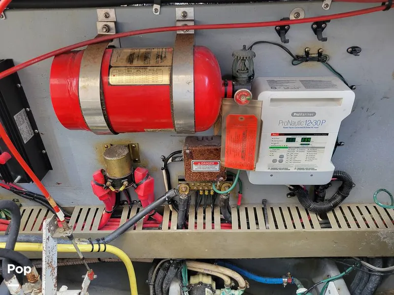 Slide: The Image of Sea Ray 400 Sundancer 1997 - 16188196