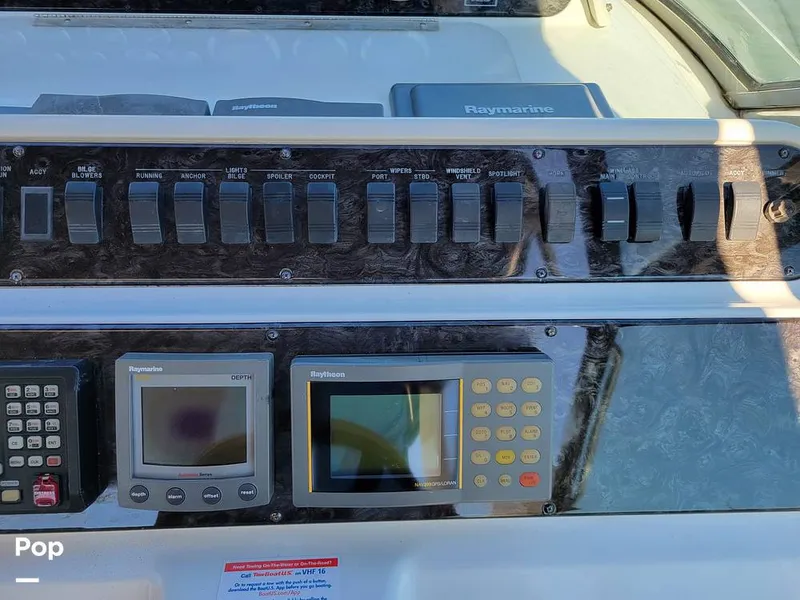 Slide: The Image of Sea Ray 400 Sundancer 1997 - 16187907