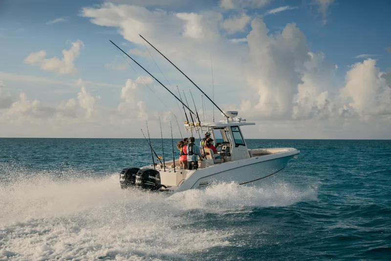 Slide: The Image of Boston Whaler 280 Outrage 2026 - 110