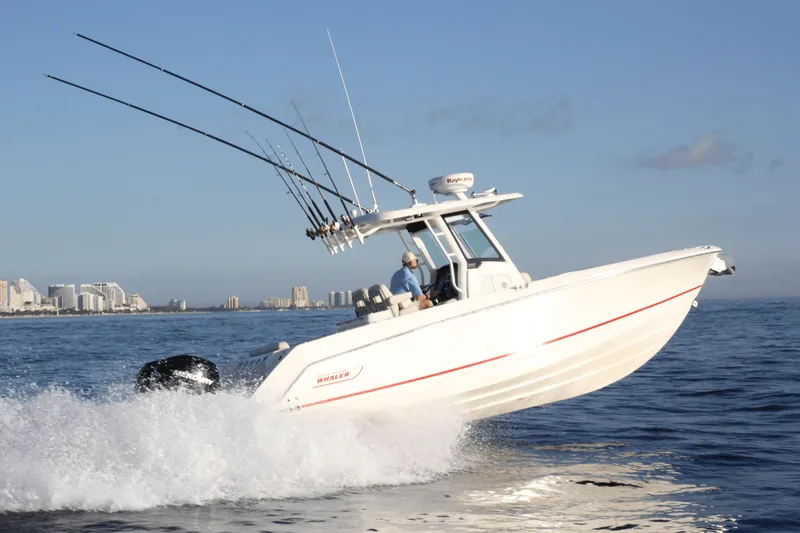 Slide: The Image of Boston Whaler 280 Outrage 2026 - 87