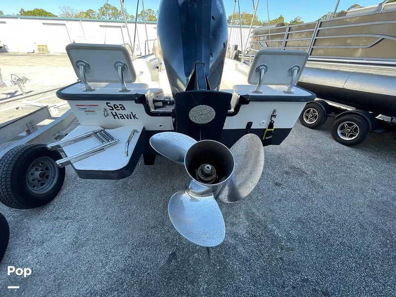 Slide: The Image of Boston Whaler 170 Montauk 2022 - 16207146