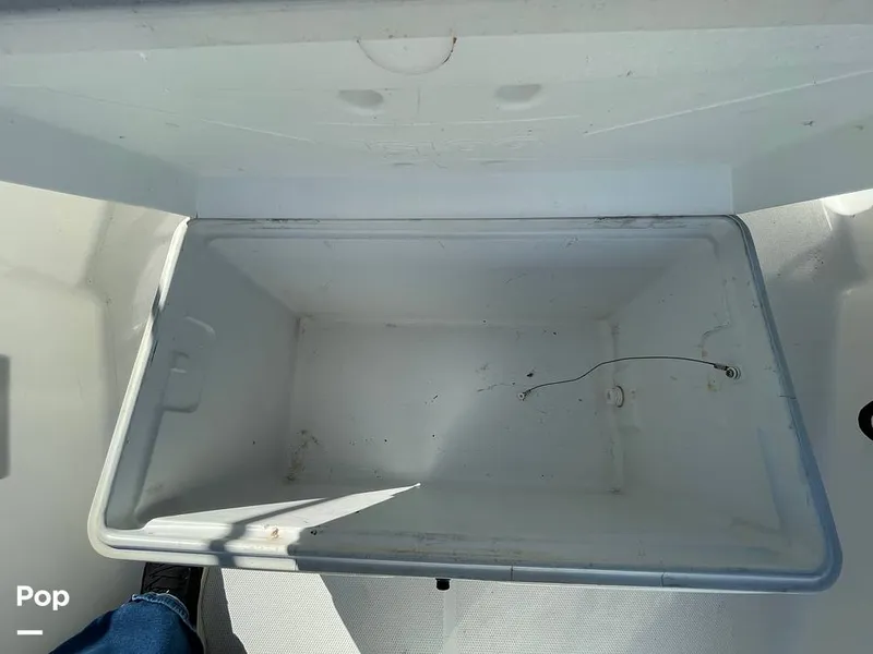 Slide: The Image of Boston Whaler 170 Montauk 2022 - 16207171