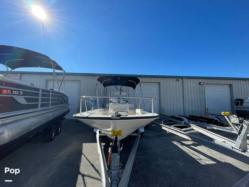 Slide: The Image of Boston Whaler 170 Montauk 2022 - 16207137