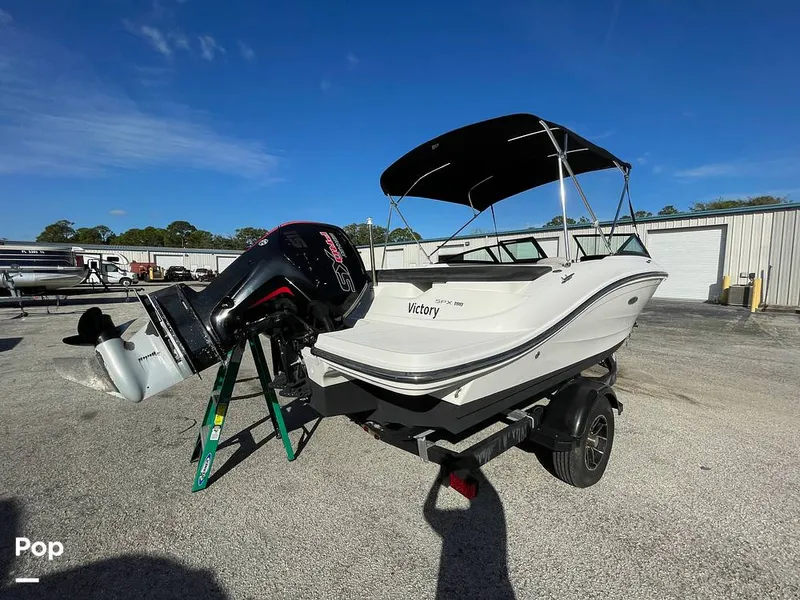 Slide: The Image of Sea Ray SPX 190 2022 - 16192636