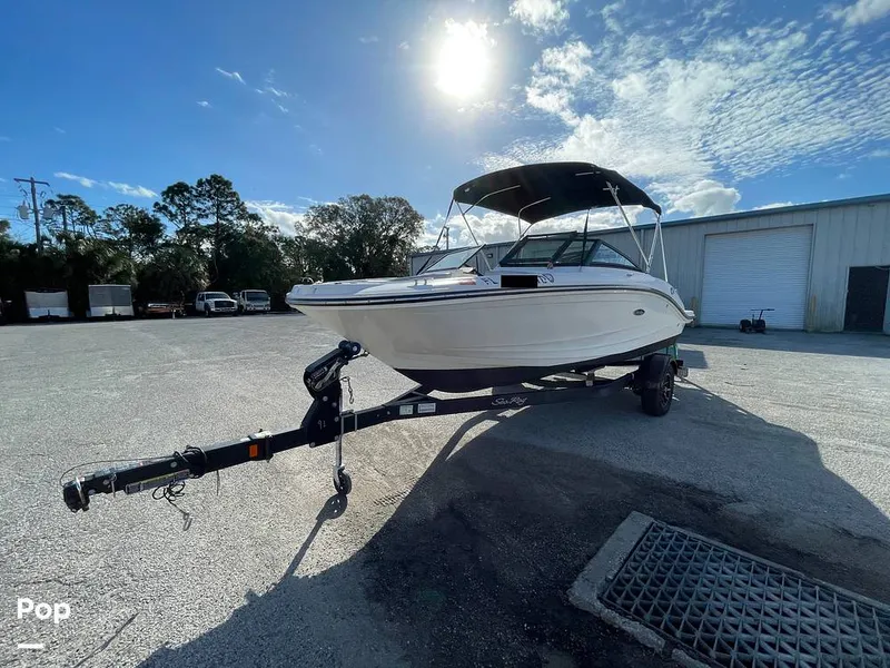 Slide: The Image of Sea Ray SPX 190 2022 - 16192626