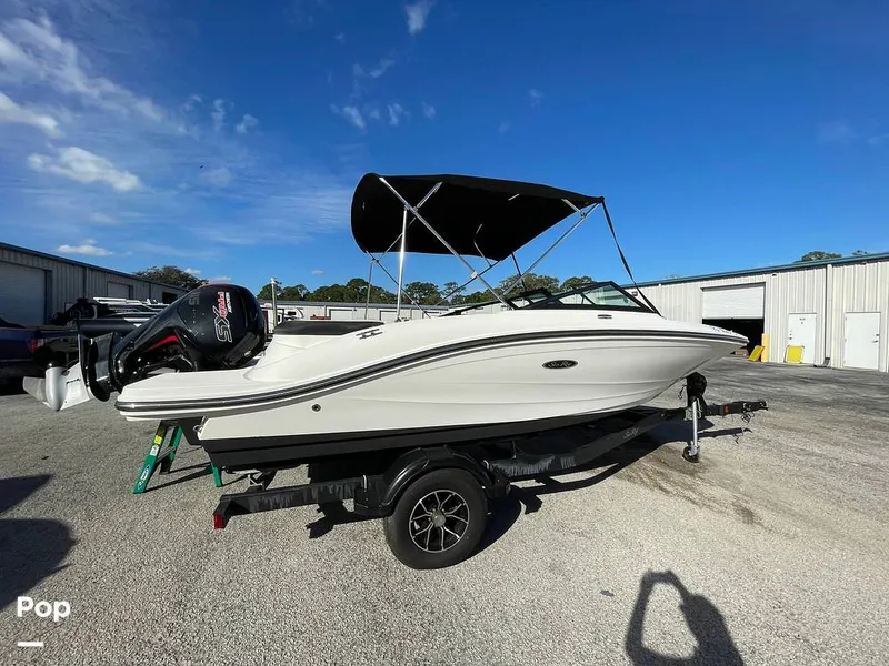 Slide: The Image of Sea Ray SPX 190 2022 - 16192634