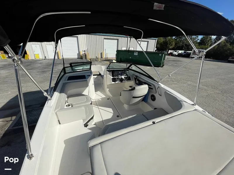 Slide: The Image of Sea Ray SPX 190 2022 - 16192650