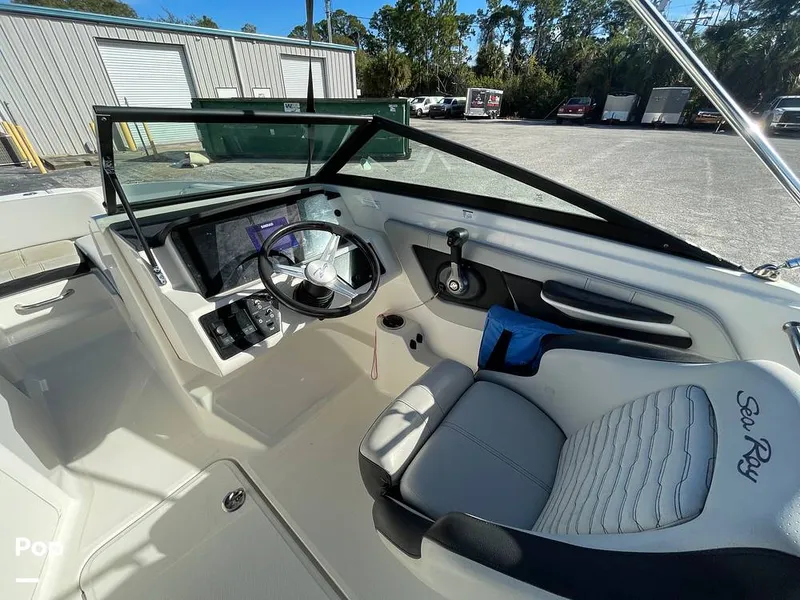 Slide: The Image of Sea Ray SPX 190 2022 - 16192662