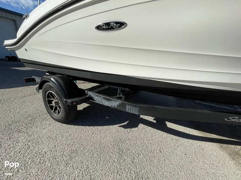 Slide: The Image of Sea Ray SPX 190 2022 - 16192648