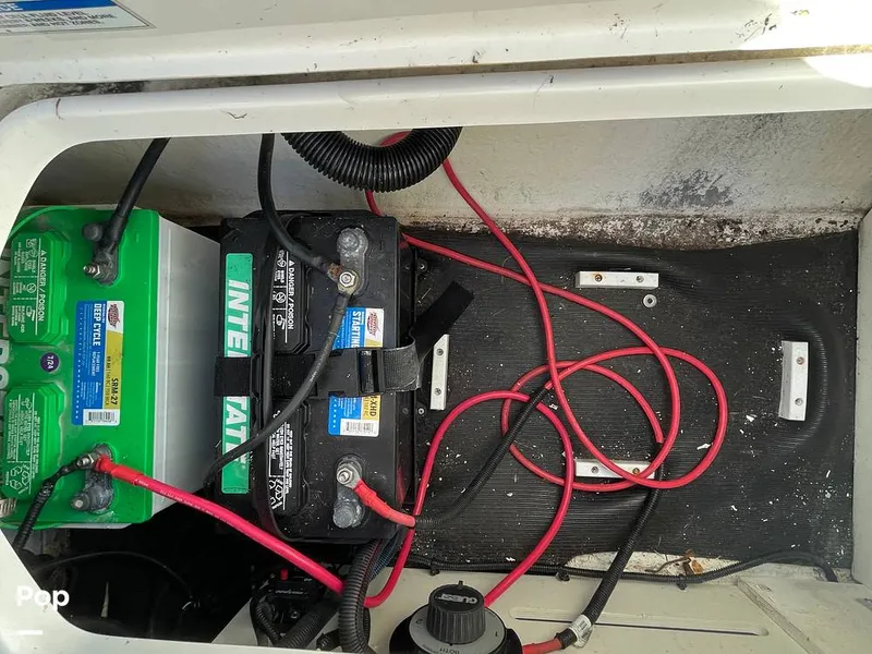 Slide: The Image of Sea Ray SPX 190 2022 - 16192653