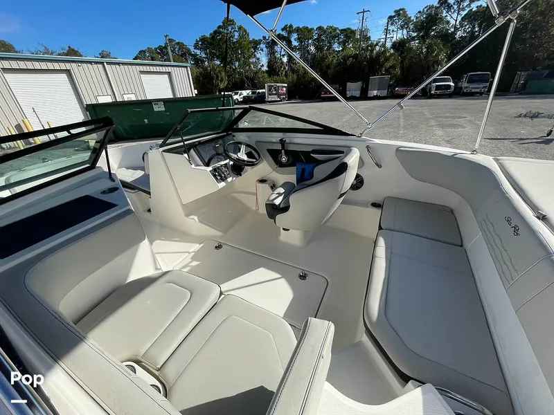 Slide: The Image of Sea Ray SPX 190 2022 - 16192655