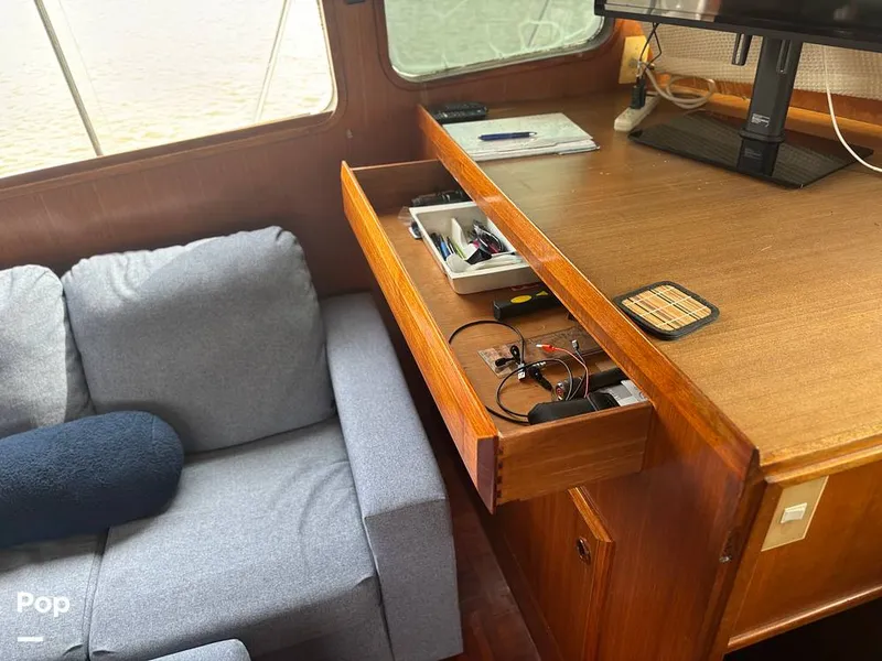 Slide: The Image of Defever Off Shore Cruiser 1982 - 16282700