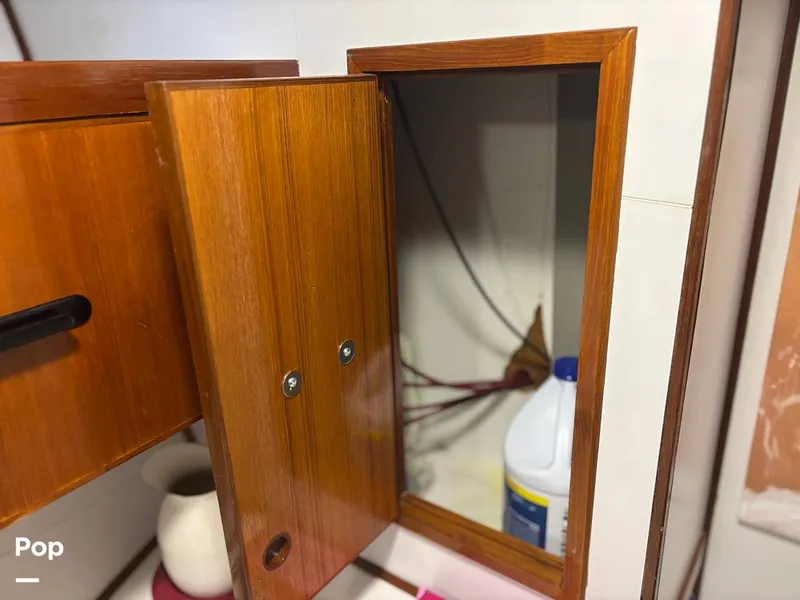 Slide: The Image of Defever Off Shore Cruiser 1982 - 16282714