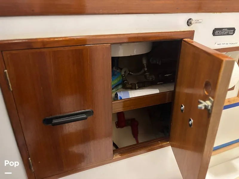 Slide: The Image of Defever Off Shore Cruiser 1982 - 16282715