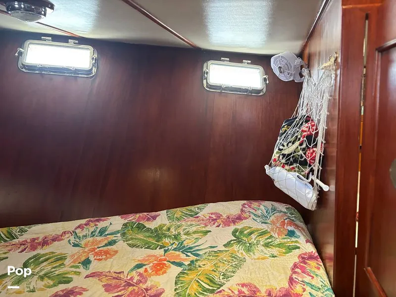 Slide: The Image of Defever Off Shore Cruiser 1982 - 16282724