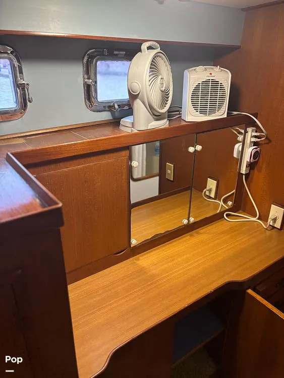 Slide: The Image of Defever Off Shore Cruiser 1982 - 16282732