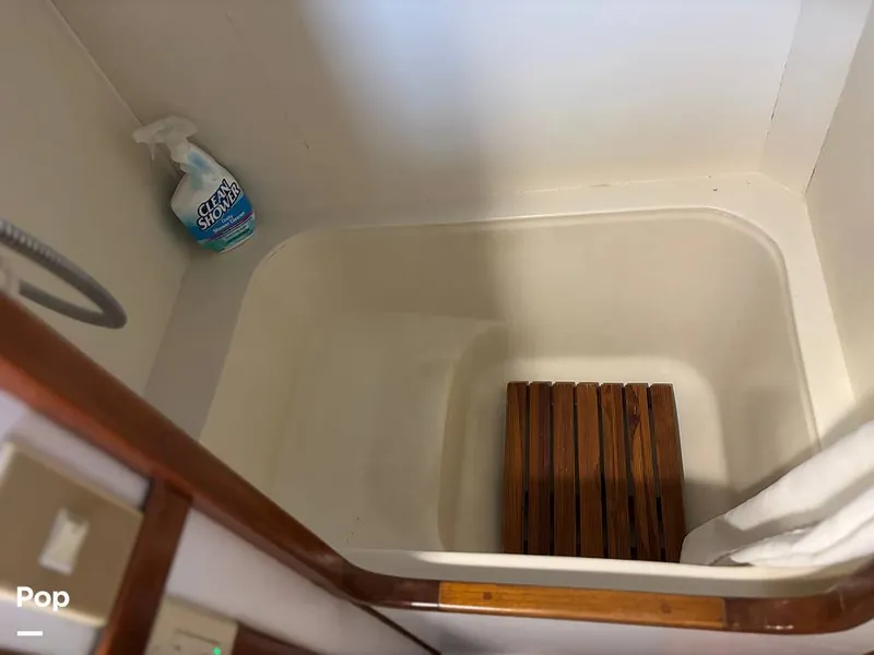 Slide: The Image of Defever Off Shore Cruiser 1982 - 16282733