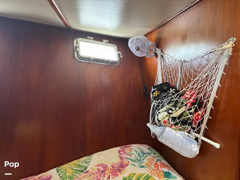 Slide: The Image of Defever Off Shore Cruiser 1982 - 16283038