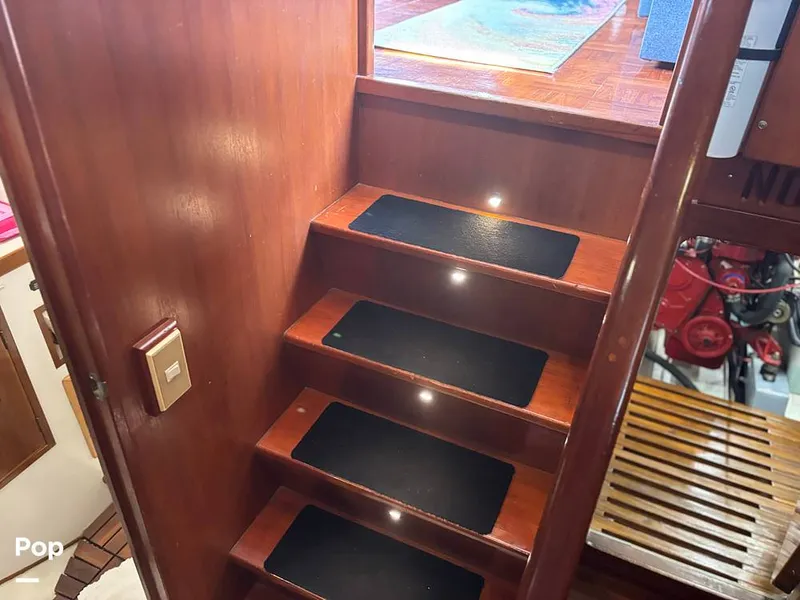 Slide: The Image of Defever Off Shore Cruiser 1982 - 16283041