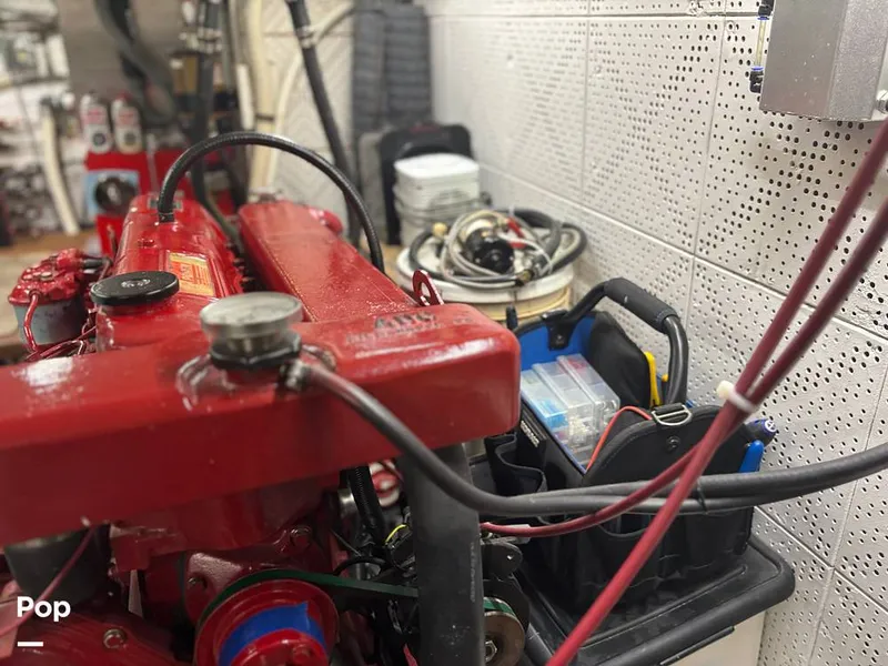 Slide: The Image of Defever Off Shore Cruiser 1982 - 16283046