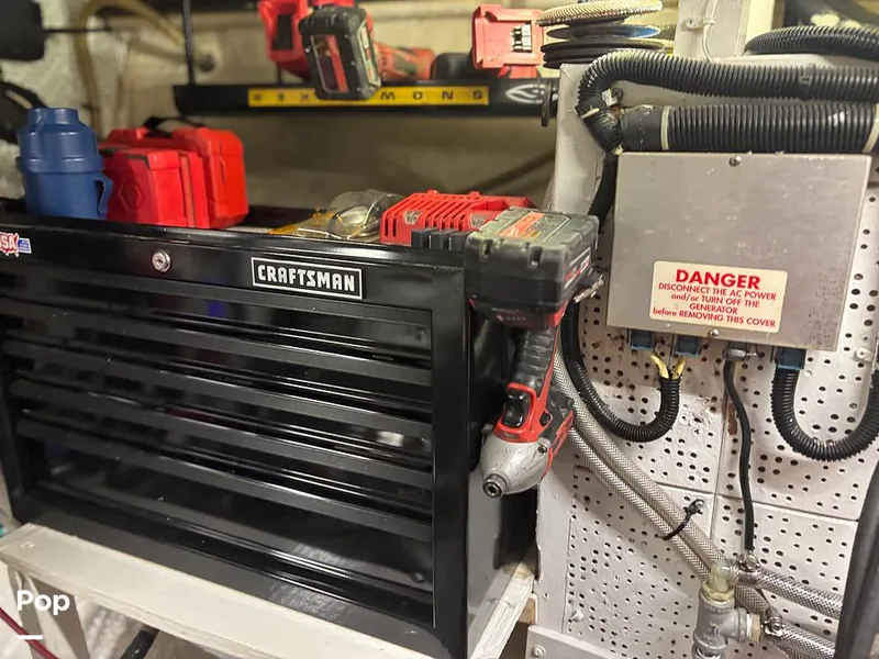 Slide: The Image of Defever Off Shore Cruiser 1982 - 16283082