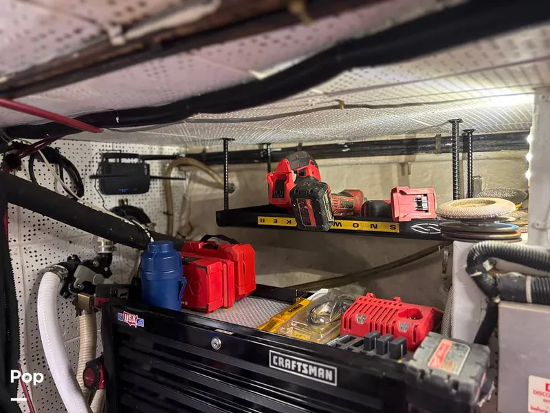 Slide: The Image of Defever Off Shore Cruiser 1982 - 16283084