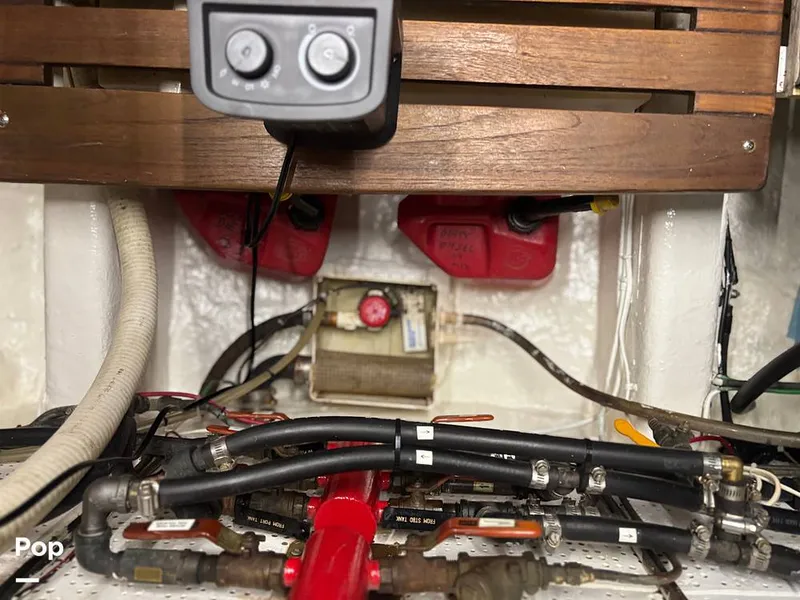 Slide: The Image of Defever Off Shore Cruiser 1982 - 16283098