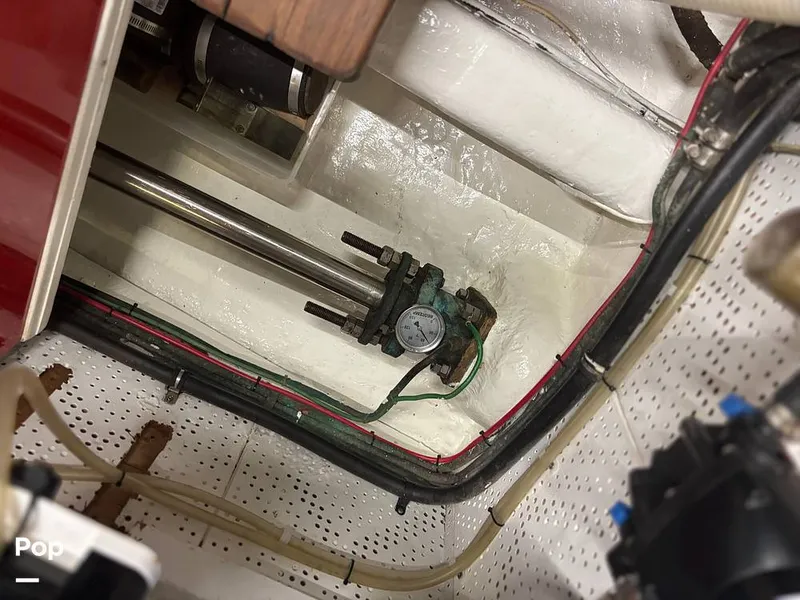 Slide: The Image of Defever Off Shore Cruiser 1982 - 16283101