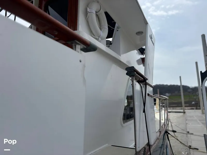 Slide: The Image of Defever Off Shore Cruiser 1982 - 16282599