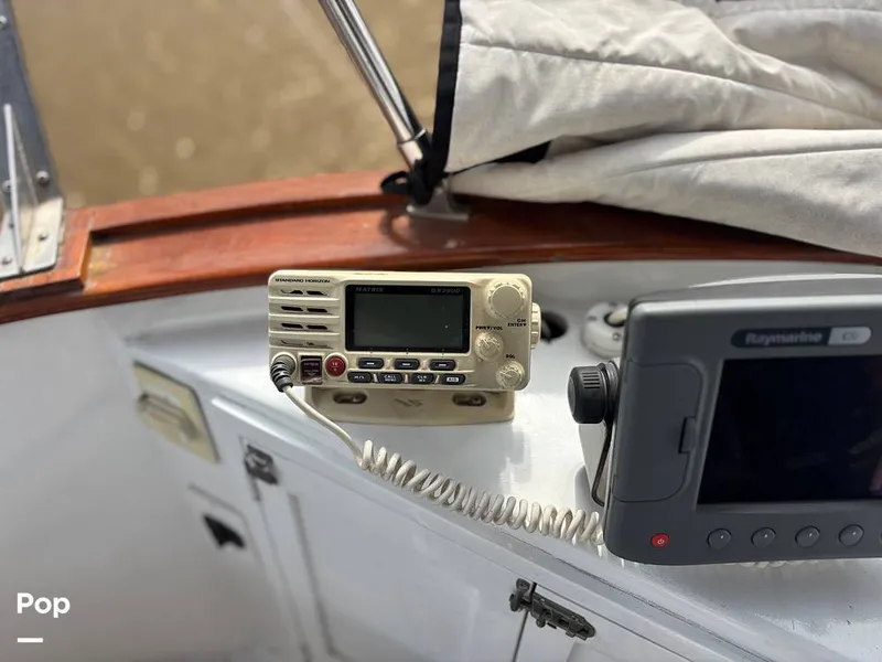 Slide: The Image of Defever Off Shore Cruiser 1982 - 16282646