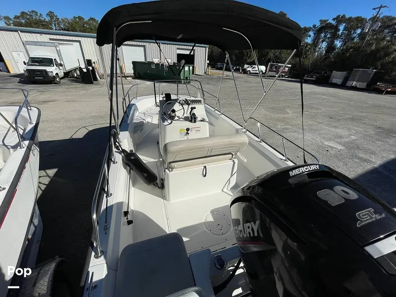 Slide: The Image of Boston Whaler 170 Montauk 2022 - 16207034