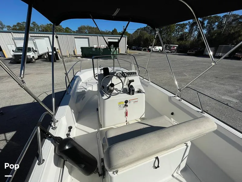 Slide: The Image of Boston Whaler 170 Montauk 2022 - 16207036