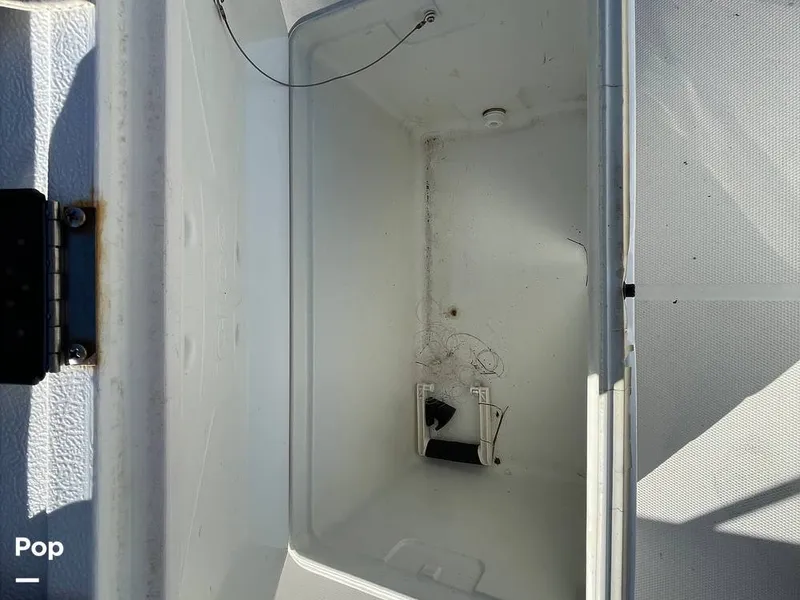 Slide: The Image of Boston Whaler 170 Montauk 2022 - 16207115