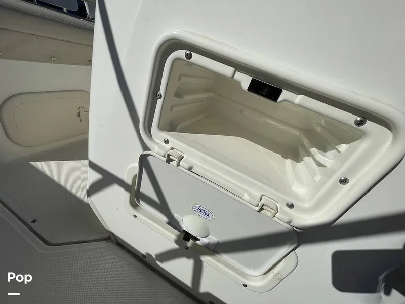 Slide: The Image of Boston Whaler 170 Montauk 2022 - 16207118