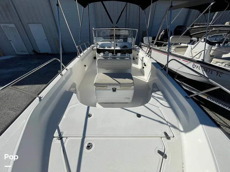 Slide: The Image of Boston Whaler 170 Montauk 2022 - 16207111