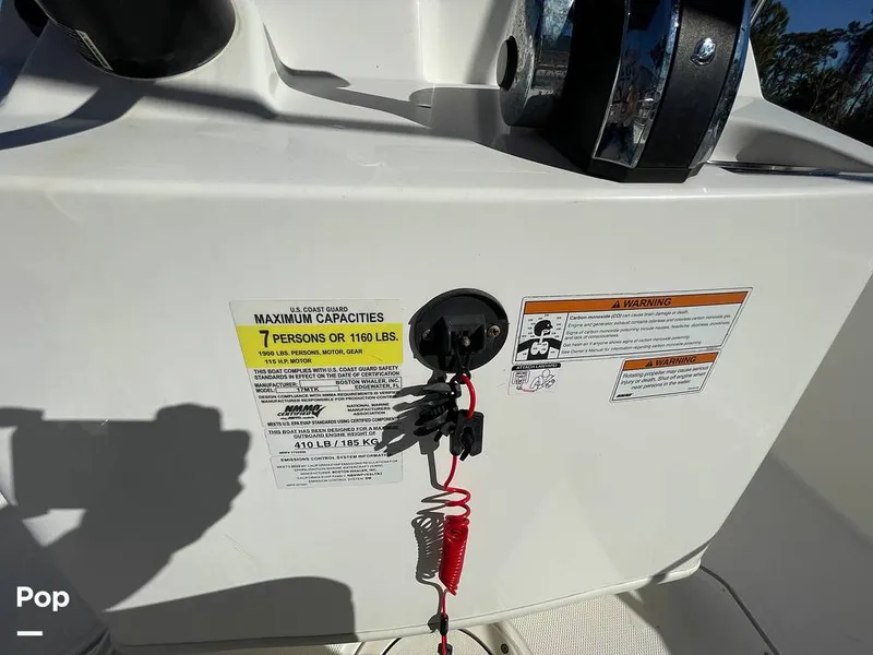 Slide: The Image of Boston Whaler 170 Montauk 2022 - 16207039