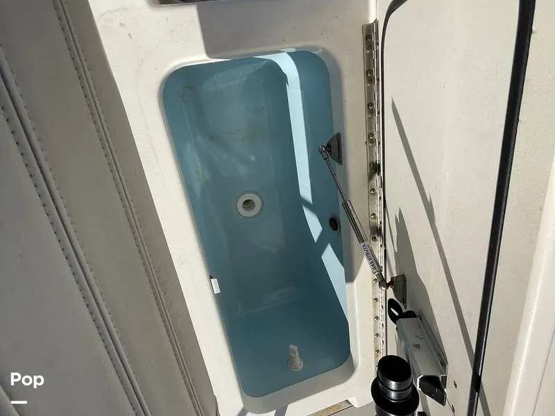 Slide: The Image of Boston Whaler 170 Montauk 2022 - 16207042