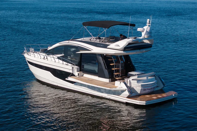Slide: The Image of Galeon 510 SKY 2022 - 2