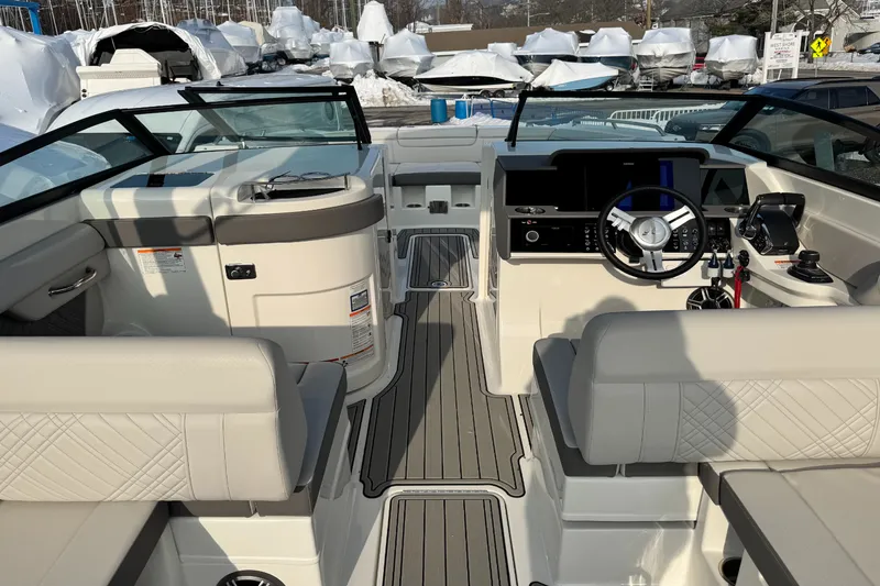 Slide: The Image of Sea Ray SDX 290 Outboard 2026 - 24
