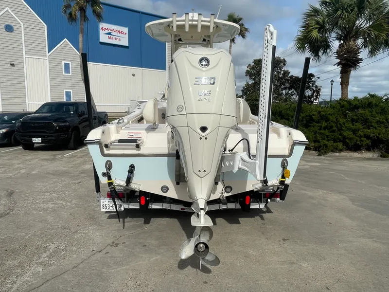 Slide: The Image of Grady-White 251 COASTAL EXPLORER 2025 - 3