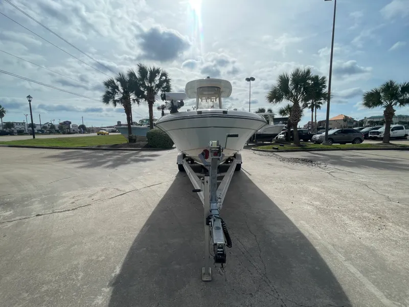 Slide: The Image of Grady-White 251 COASTAL EXPLORER 2025 - 7