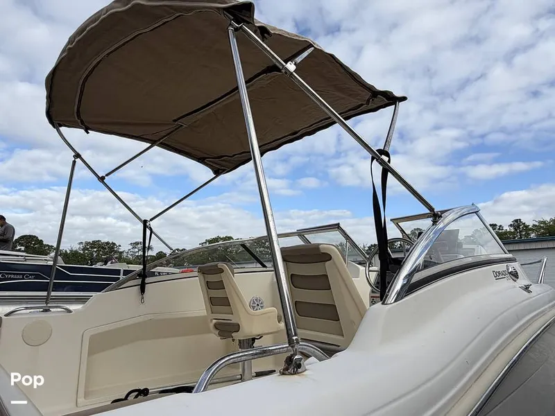Slide: The Image of Scout 210 Dorado 2022 - 16349212