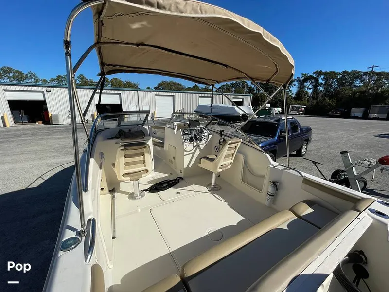 Slide: The Image of Scout 210 Dorado 2022 - 16201564