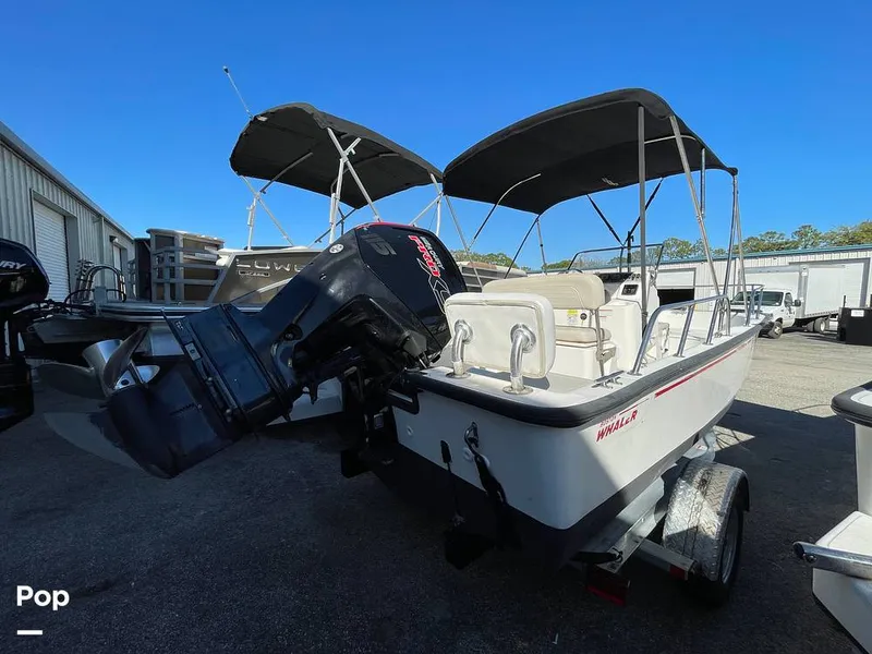 Slide: The Image of Boston Whaler 170 Montauk 2022 - 16207067