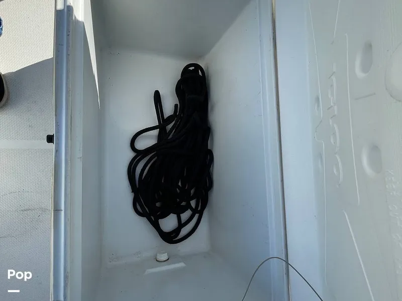 Slide: The Image of Boston Whaler 170 Montauk 2022 - 16207087