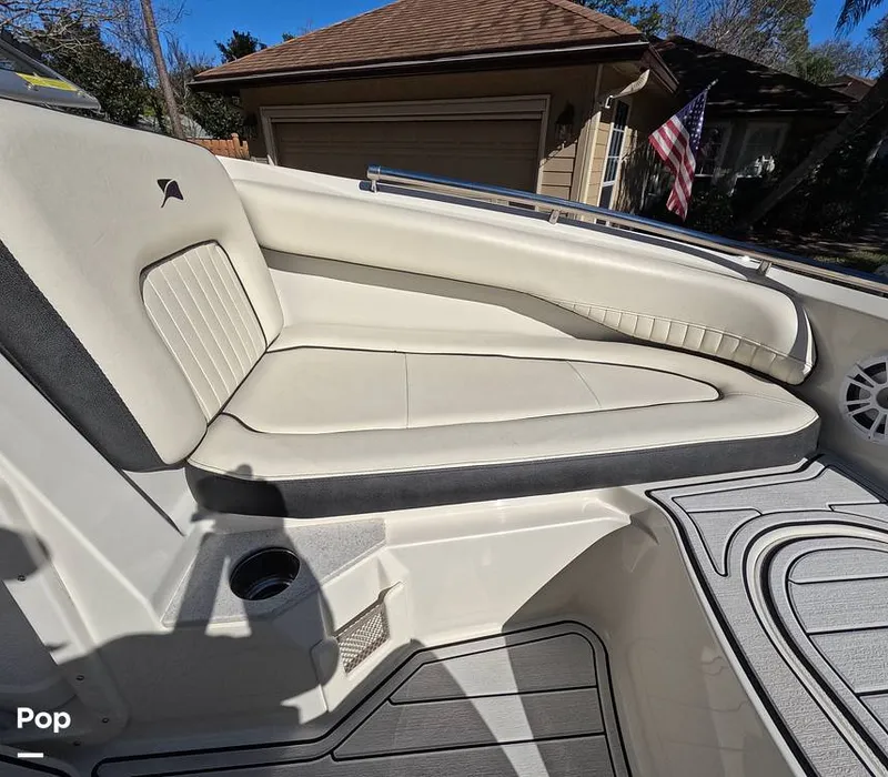 Slide: The Image of Stingray 201DS 2020 - 16188798